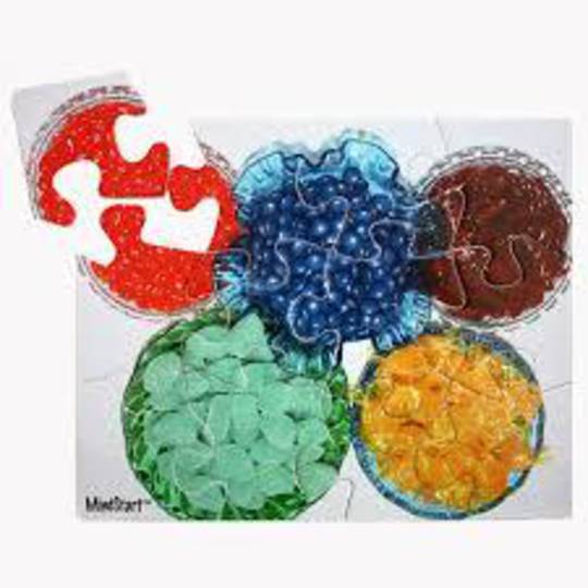 12 Piece Candy Puzzle